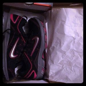 Cute NEVER WORE Nikes!💕